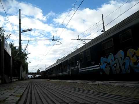 3 Carrozze Excelsior + E655.228 Grigio Blu + Carri Hbbillns Faccs Vrtz con MI Roma Smto - Bologna SD