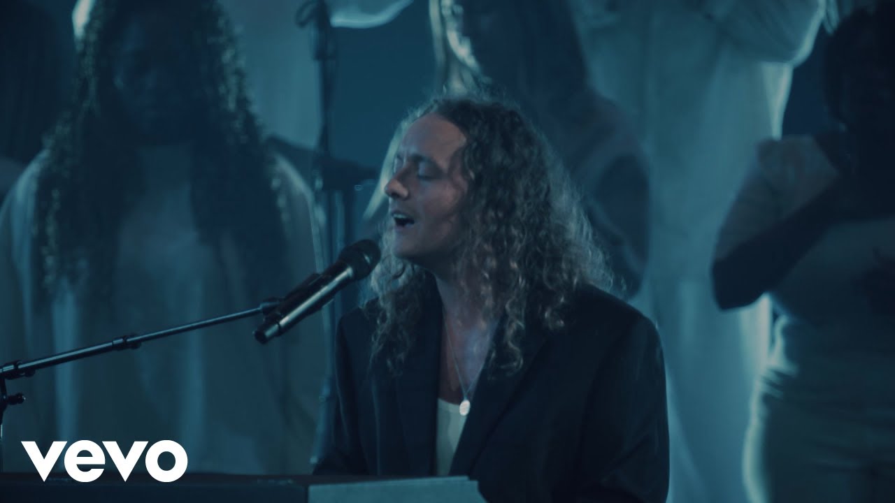 Da Irlanda à Hillsong: a inspiradora jornada de Benjamin Hastings na música cristã