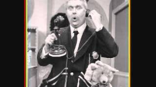 Captain Kangaroo - When Santa Claus Gets Your Letter