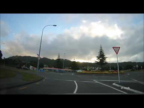 New NZ road rule - Roundabout: give way to the left