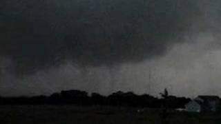 preview picture of video 'Tornado Linwood Kansas'