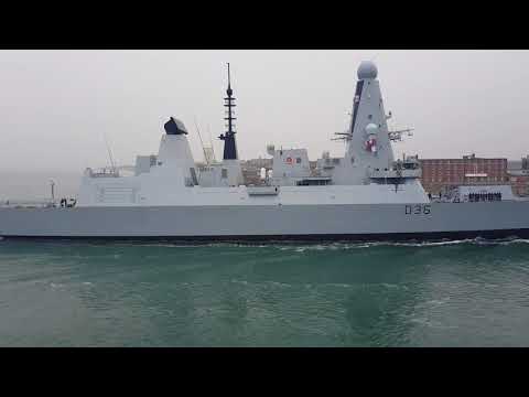 Hms Defender type 45 AAW Destroyer entering Portsmouth harbour