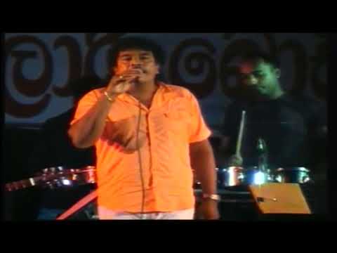 සනිදප සමග කිංස්ලි පිරිස් පැරණී මතකයක..........