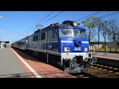 EU07-304 z TLK 5420 „Kormoran”wyjeżdża ze stacji Ciechanów 15.04.2016
