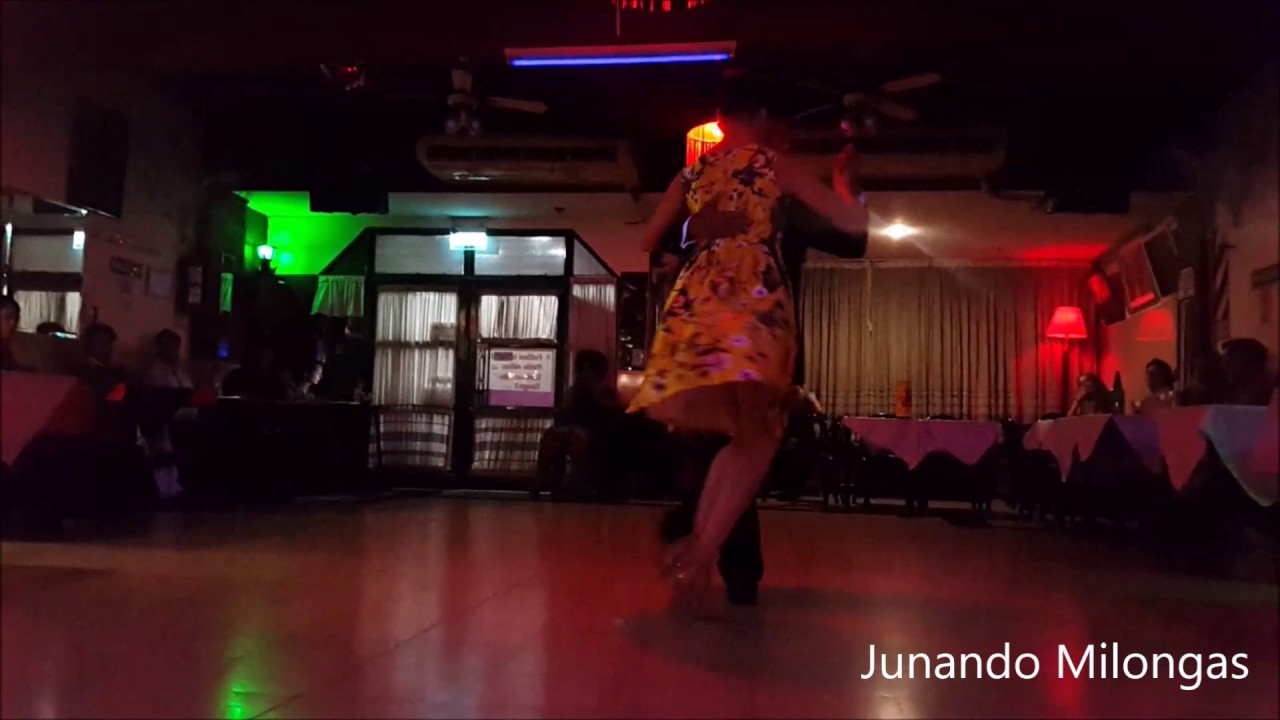 Video thumbnail for Ayelen Urrutia y Martin Vicente "Comparsa Criolla"