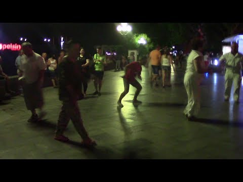 Прогулка по ночной Ялте. Август 2017