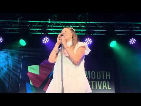 Siobhan Miller band, The Ramblin’ Rover, Sidmouth Folk Festival, 08/08/25