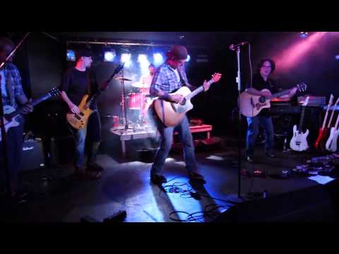 LateOnTheSecond - "It´s been awhile" Live@LUXOR 2012
