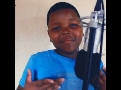 Young multi talented boy who can sing and dance,Fedox.