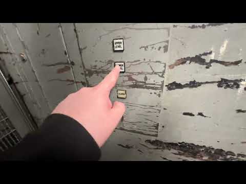 Montgomery Dry-Powered Hydraulic Freight Elevator @ Beachwood Place - Beachwood, OH