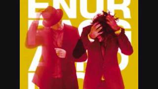 Enur - Ucci Ucci (feat. Nicki Minaj and The Chopper City Boys)
