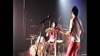 The White Stripes - When I Hear My Name. Live Detroit 2001
