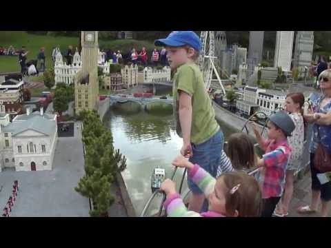 130531 24 LL Lego Village 1