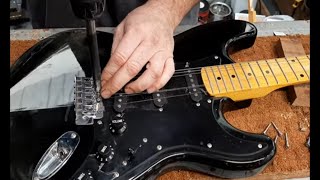 How to Paint Your Guitar:Real-time Complete Disassembly/Assembly Strat Style Guitar