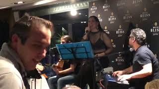 Rosa López en concierto íntimo - Me he prometido (REAL CAFE BERNABEU)