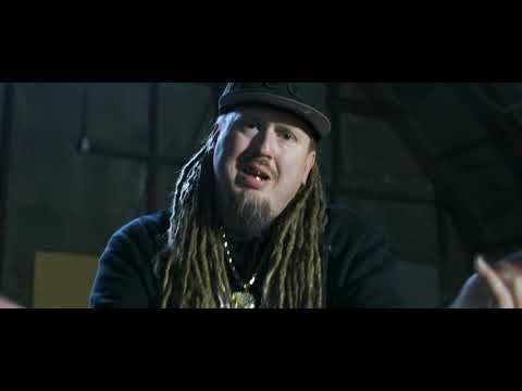 Pelvis Presley    ~Bitch Ima Dog~    Feat. WhiteGold & La Chat  ****Banger Alert****