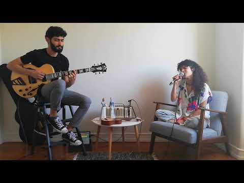 À Toa - Sara Afonso/Bruno Ponte