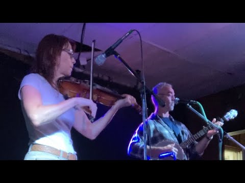 Promotional video thumbnail 5 for Mike & Lisa Templeton
