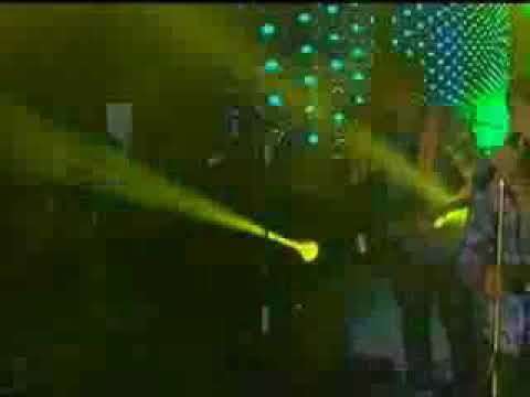 Aliando feat prilly - ku tak bisa (spesial mini concert the world of ALIANDO)