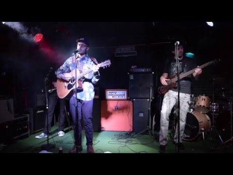 Yush - I Cracked My Tooth on Knackebrod (Live @ La Scene, Geneva)