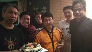 "It's Beginning to look a lot like Christmas" by Johnny Mathis, MV by Teddy Lim