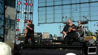 The Smithereens - Time and Time Again (Live) - Moondance Jam 2010