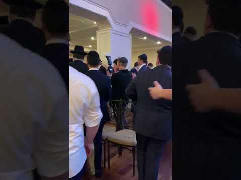 Captured videos seen moments of niklesburg rebbe rabbi jungreis in action(2)