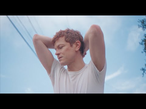 Perfume Genius - "Me & Angel" (Official Music Video)