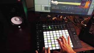 Video thumbnail for Bass jamming ,  Fender Precision  Bass (ABP)  from Amplesound  and Ableton Push 2. by PePercusion