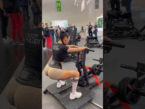Booty Builder ® Belt Squat Machine