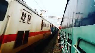 preview picture of video 'The legend Howrah Chennai Mail overtakes me at MPS!!'