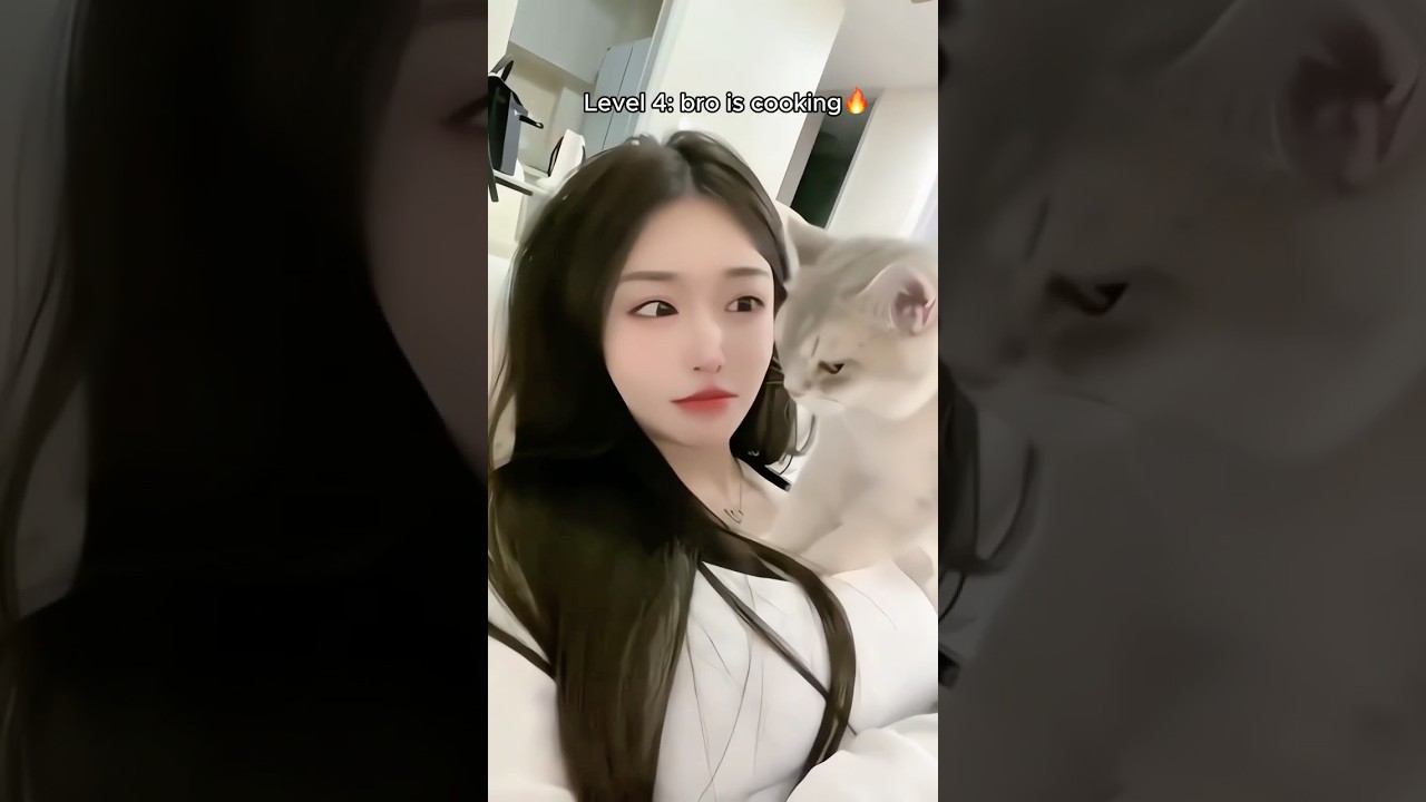 cats getting more sus 🤔 #cats