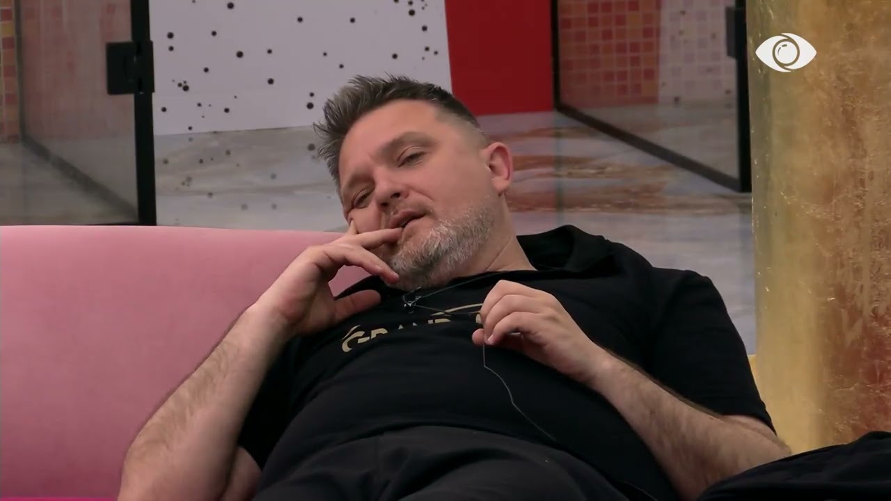 “Mos i jep zë”/ Juli-Françeskës për debatin me Sarën