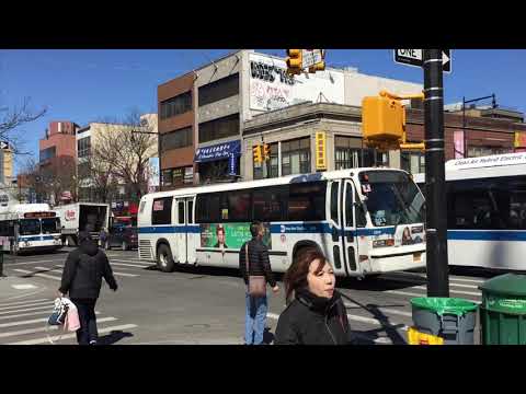 MTA NYC RTS Q17 at Main St Flushing