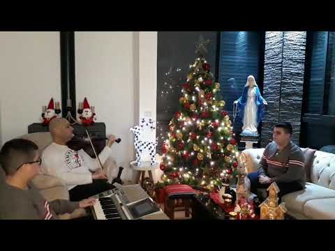 جلسة ميلادية وتراتيل للأعزاء أليكس وريان خوري بمرافقة والدهم ايهاب خوري