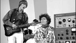Monkees - Love is Only Sleeping (mono, no voice & sound effects, b&w)