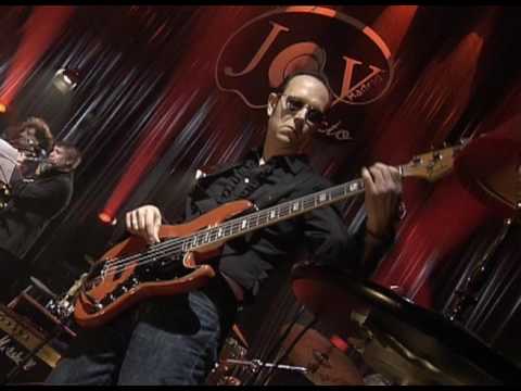 01 Jaime Urrutia - Delirios de grandeza (Directo en Joy)