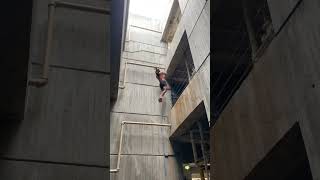 Download lagu REAL LIFE TARZAN! #SpeedClimbing mp3