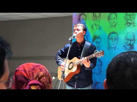 Cholil Mahmud : Menjadi Indonesia live [best quality]