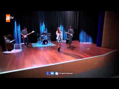 defne - tuttu fırlattı kalbimi /Kırgın çiçekler