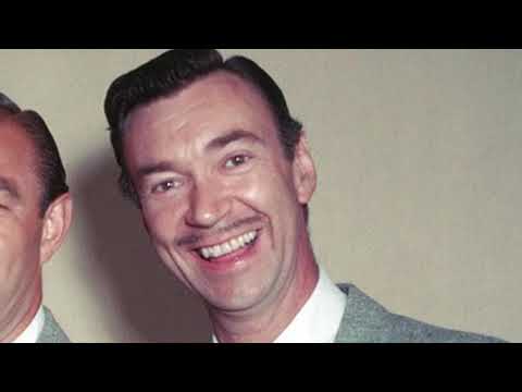 A non Operatic Singer (Thurl Ravenscroft) sings a low note that sounds better than modern basses!