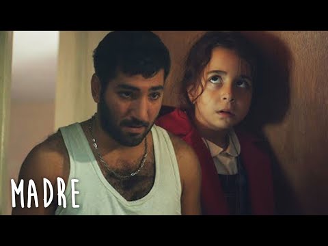 Madre | La pequeña Melek es golpeada por su padrastro