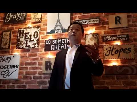 Thể hiện bởi Hoàng Tân
