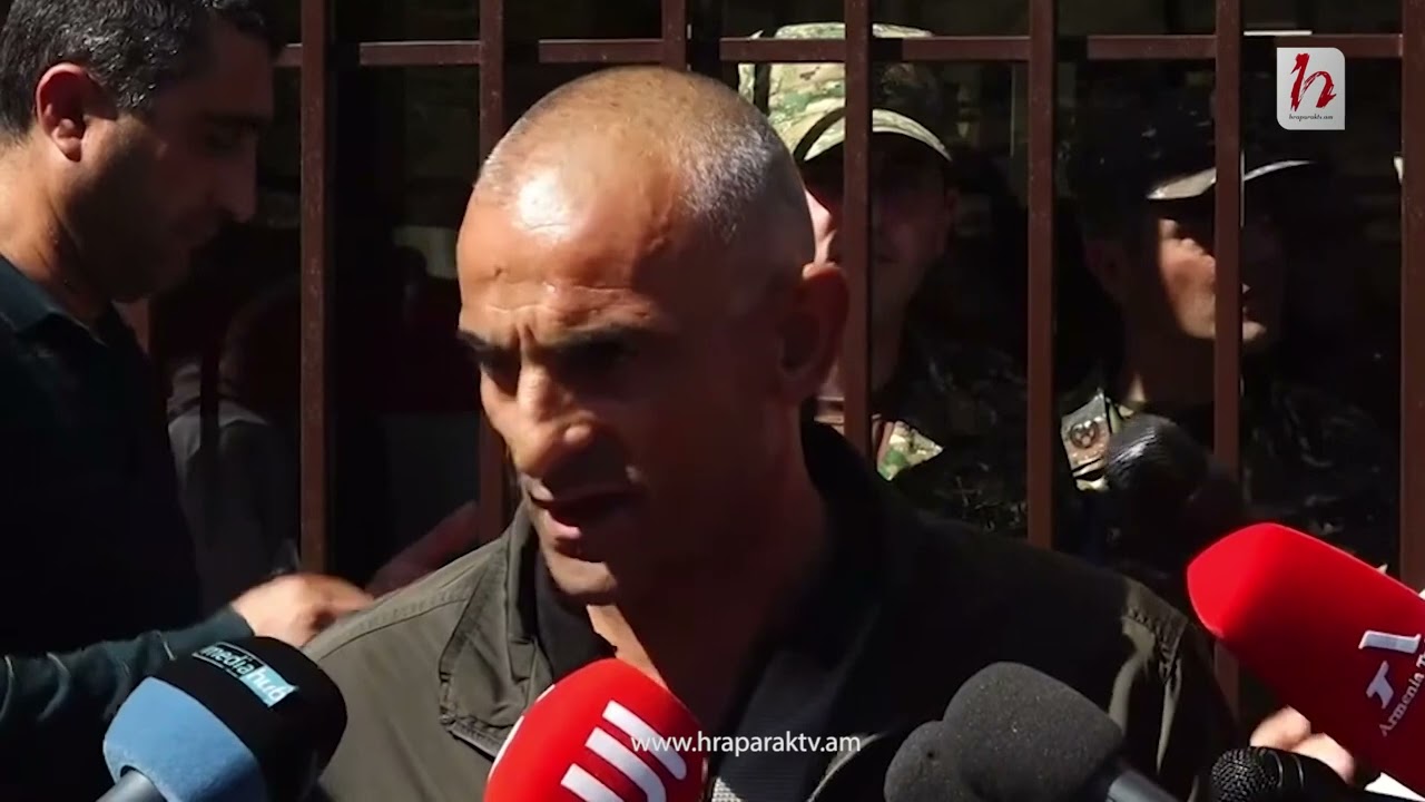 Գնում ենք պոստեր, ասում են՝ գնացեք չաստ․ կամանդիրին չենք տեսել, ասում են՝ սպասեք․ անհետ կորածի ծնող