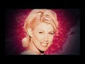 Faith Hill - This Kiss (4K Remastered)