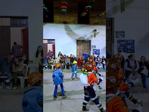 Así bailan los mineros en Camargo🇧🇴🥰#shorts