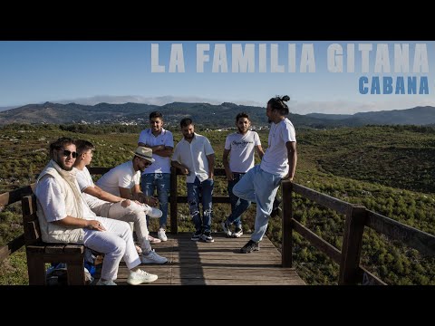 LA FAMÍLIA GITANA - À PORTA DE UMA CABANA ( VÍDEO CLIP OFCIAL)