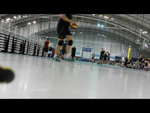 Bombbeballe vs Tsemppi-82 alkusarjan peli 3, erä 1. Savon Sanomien syysturnaus 8.9.2018