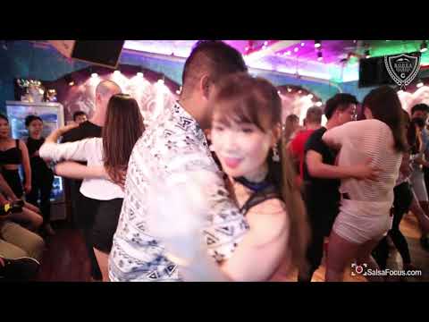 Juan & Scarllet Bachata - International Korea Bachata Fiesta in HongTurn