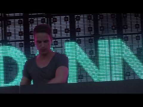 DANNIC & Sick Individuals 'Feel Your Love' Hardwell Carnival @dannic @ushuaiaibiza July 14th 2015